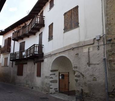 Mansarda in vendita a Nebbiuno, Frazione Tapigliano