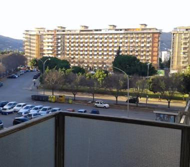 Palazzo/Stabile in vendita a Palermo (Palermo)