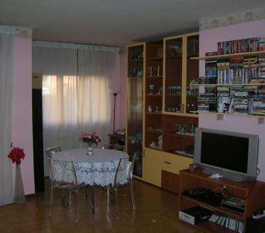 Quadrilocale in vendita a Pomezia (Roma)