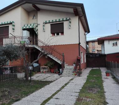 Porzione di casa in vendita a Martellago (Venezia)
