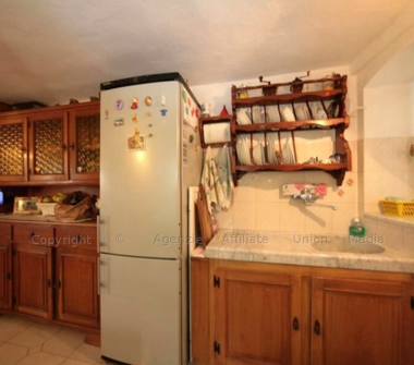 Quadrilocale in vendita a Aulla, Frazione Albiano Magra