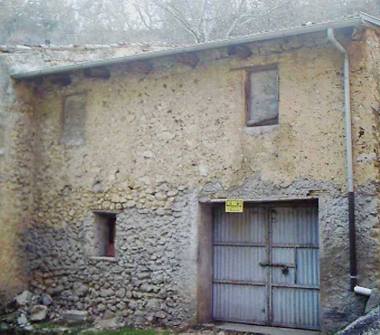 Rustico/Casale in vendita a Rieti, Frazione Vazia