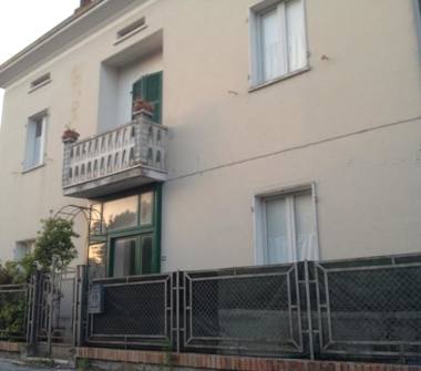 Casa indipendente in vendita a Terre Roveresche (Pesaro e Urbino)