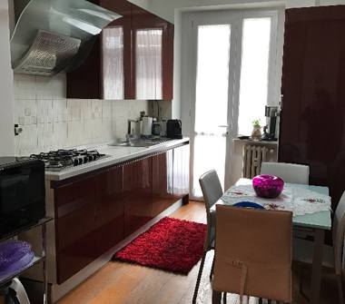 Trilocale in vendita a Torino, Zona Lingotto