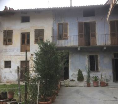 Casa indipendente in vendita a Narzole (Cuneo)