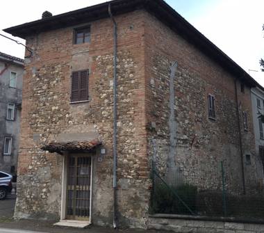 Casa indipendente in vendita a Gragnano Trebbiense, Frazione Campremoldo Sopra