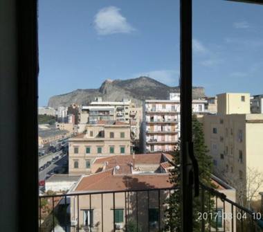 Quadrilocale in affitto a Palermo, Zona Mediterraneo