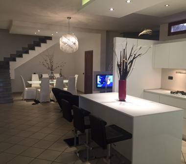 Villetta a schiera in vendita a Guidonia Montecelio, Frazione Setteville