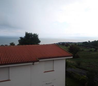 Villetta a schiera in vendita a Roseto Capo Spulico, Frazione Marina Di Roseto Capo Spulico