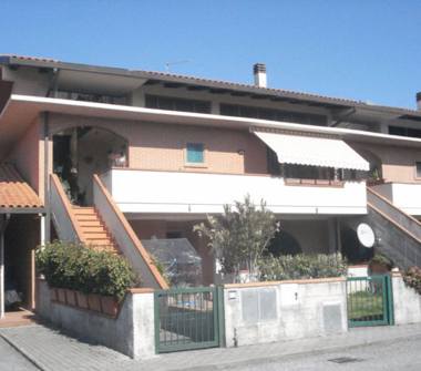 Villetta a schiera in vendita a Lucca, Zona San Macario, Via delle Nubache 123