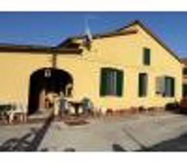 Casa indipendente in vendita a Massa (Massa-Carrara)