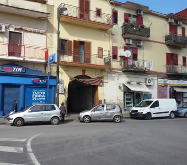 Magazzino in vendita a Casoria, Frazione Arpino