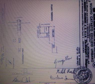 Negozio in vendita a Bologna, Zona Saffi