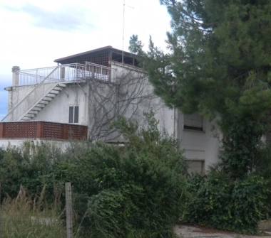Villa in vendita a Giulianova (Teramo)