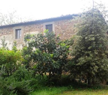 Casa indipendente in vendita a Arezzo, Frazione Quarata