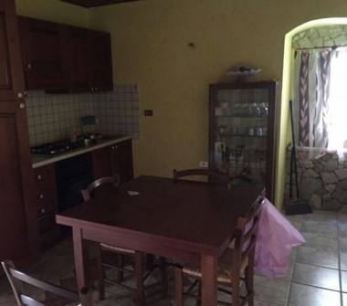 Trilocale in vendita a San Lucido (Cosenza)