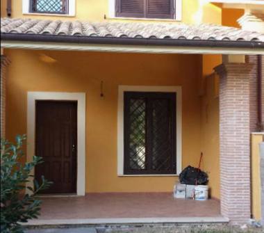 Villetta a schiera in vendita a Scandriglia, Frazione Ponticelli