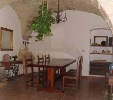 Casa indipendente in vendita a Scano di Montiferro (Oristano)