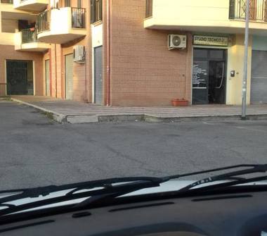 Negozio in vendita a Guidonia Montecelio (Roma)