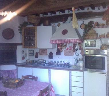 Rustico/Casale in vendita a Cavriglia, Frazione Montegonzi