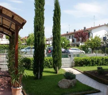 Porzione di casa in vendita a Ravenna, Zona Piangipane