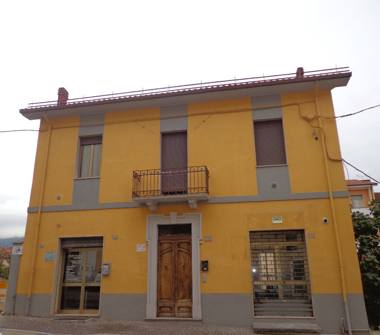 Casa indipendente in vendita a Sulmona (L'Aquila)