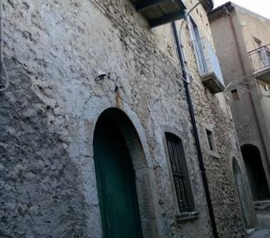 Quadrilocale in vendita a Campochiaro (Campobasso)