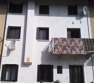 Casa indipendente in vendita a Treppo Grande, Frazione Zeglianutto