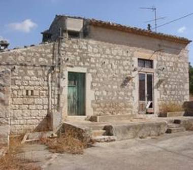 Casa indipendente in vendita a Scicli (Ragusa)