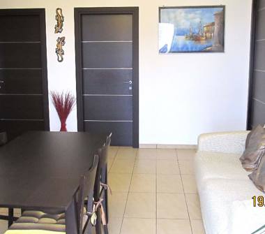 Quadrilocale in vendita a Torino, Zona Madonna Campagna, Via Venarìa 43