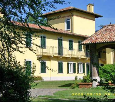 Stabile/Palazzo in vendita a Ozzero (Milano)