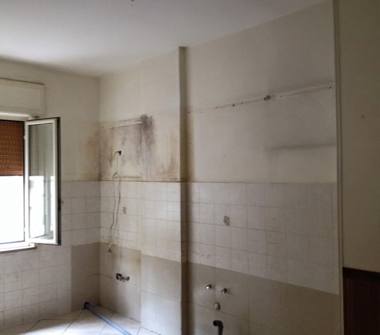 Palazzo/Stabile in vendita a Napoli, Zona San Carlo all'Arena