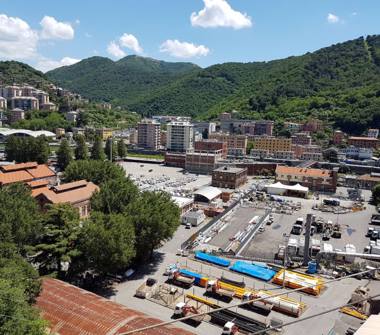 Trilocale in vendita a Genova, Zona Molassana