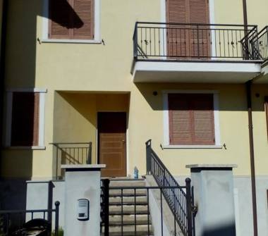 Villetta a schiera in vendita a Graffignano, Frazione Sipicciano