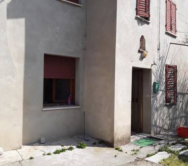 Porzione di casa in vendita a Concordia sulla Secchia, Frazione Santa Caterina