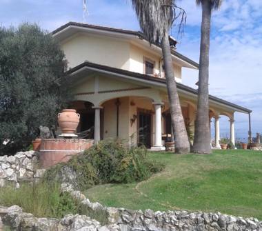 Villa in vendita a Aprilia, Frazione Campoverde