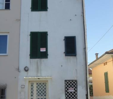 Casa indipendente in vendita a Lucca, Zona SS. Annunziata