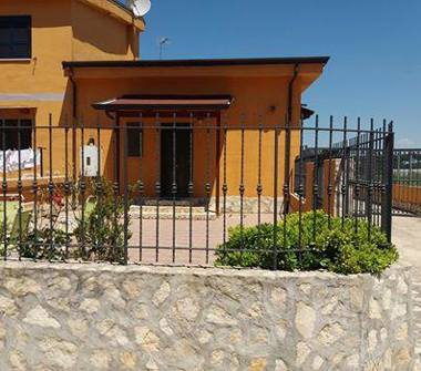 Monolocale in affitto a Giugliano in Campania, Frazione Varcaturo