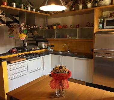 Quadrilocale in vendita a Bergamo, Zona Grumellina