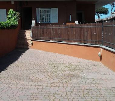 Bilocale in vendita a Roma, Zona Infernetto