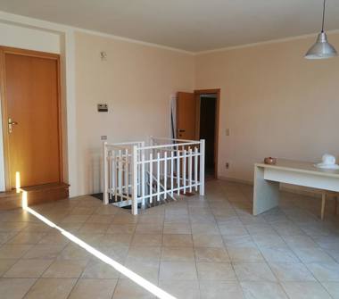 Negozio in vendita a Vinci (Firenze)