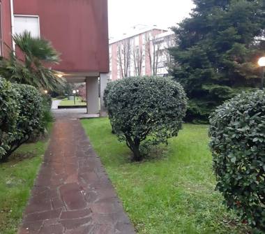 Quadrilocale in vendita a Segrate, Frazione Rovagnasco