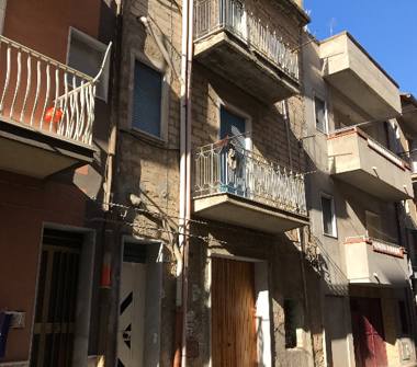 Casa indipendente in vendita a Gela (Caltanissetta)