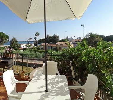 Villetta a schiera in vendita a Siracusa, Frazione Fontane Bianche