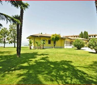 Altro in vendita a Sirmione, Frazione Colombare