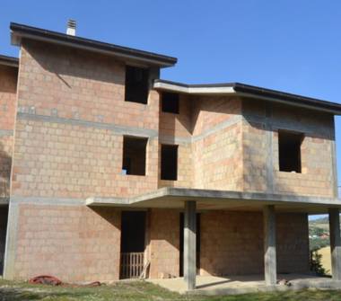 Casa indipendente in vendita a Tortoreto, Frazione Cavatassi