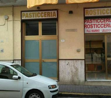 Negozio in vendita a Casavatore (Napoli)