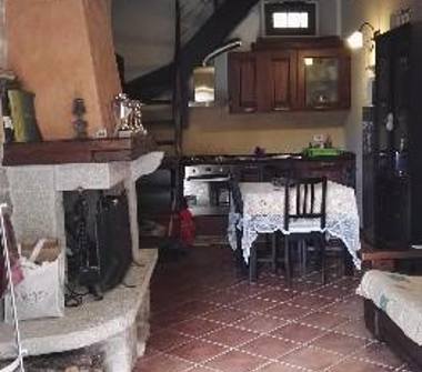 Casa indipendente in vendita a Montenero Val Cocchiara (Isernia)