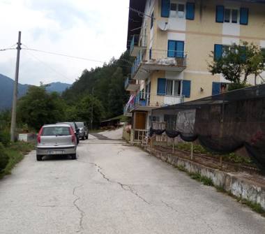 Appartamento in vendita a Valfloriana, Frazione Barcatta