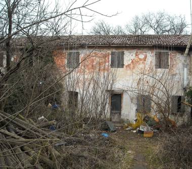 Rustico/Casale in vendita a Treviso, Zona Ghirada